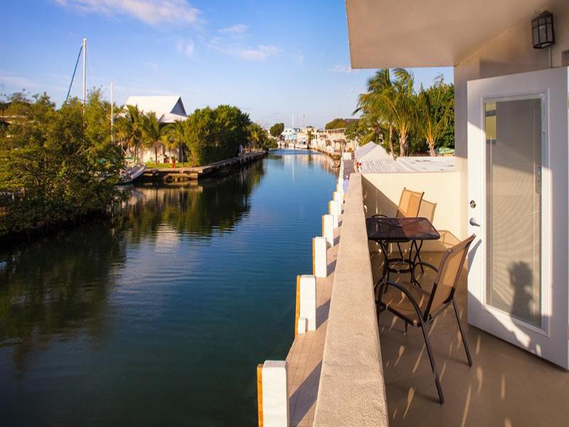 Creekside Inn Islamorada 타베르니에 외부 사진