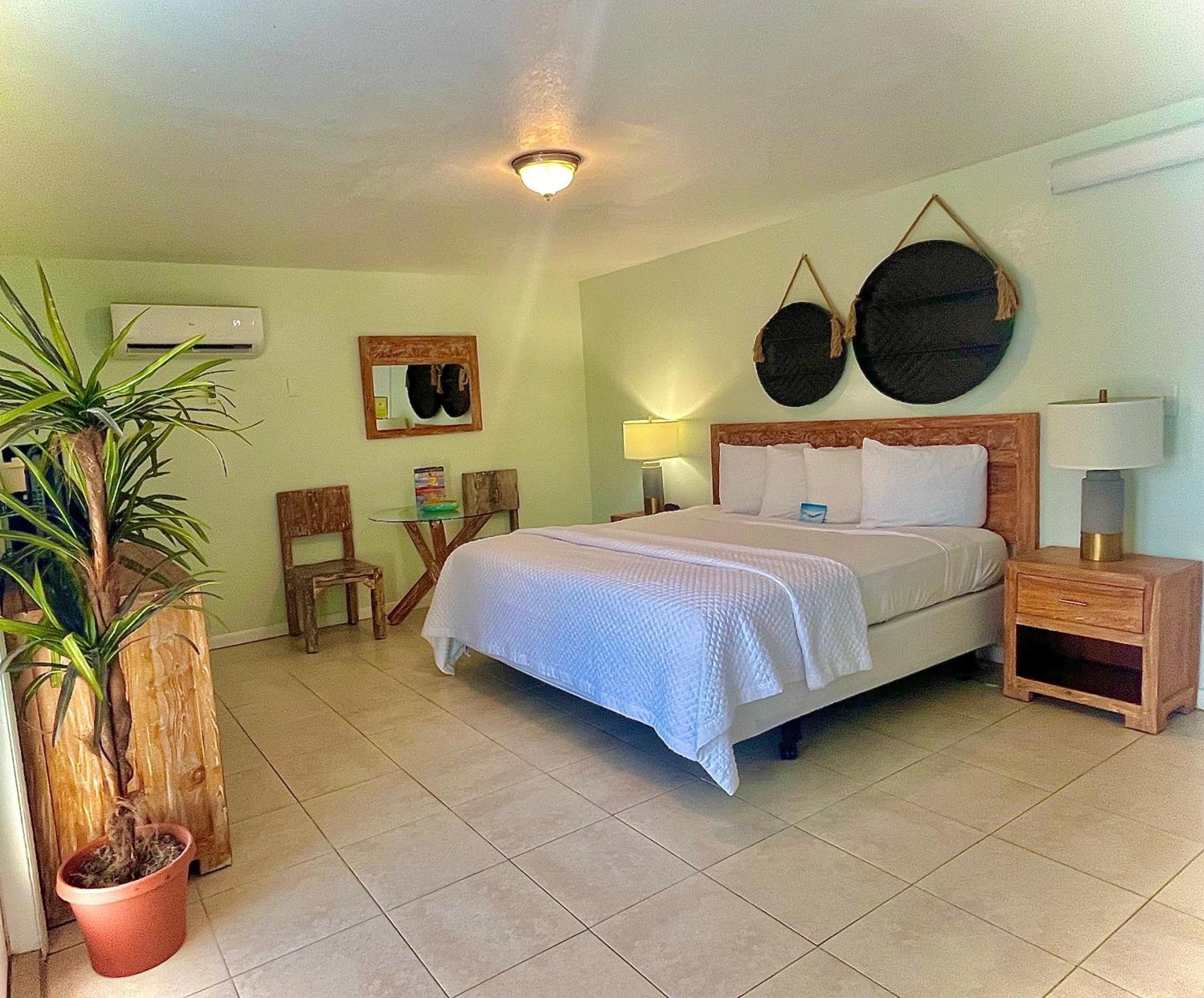 Creekside Inn Islamorada 타베르니에 객실 사진