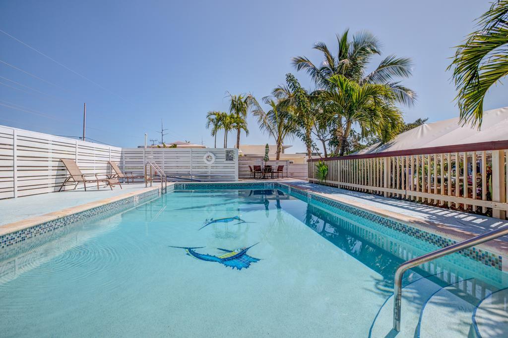 Creekside Inn Islamorada 타베르니에 외부 사진