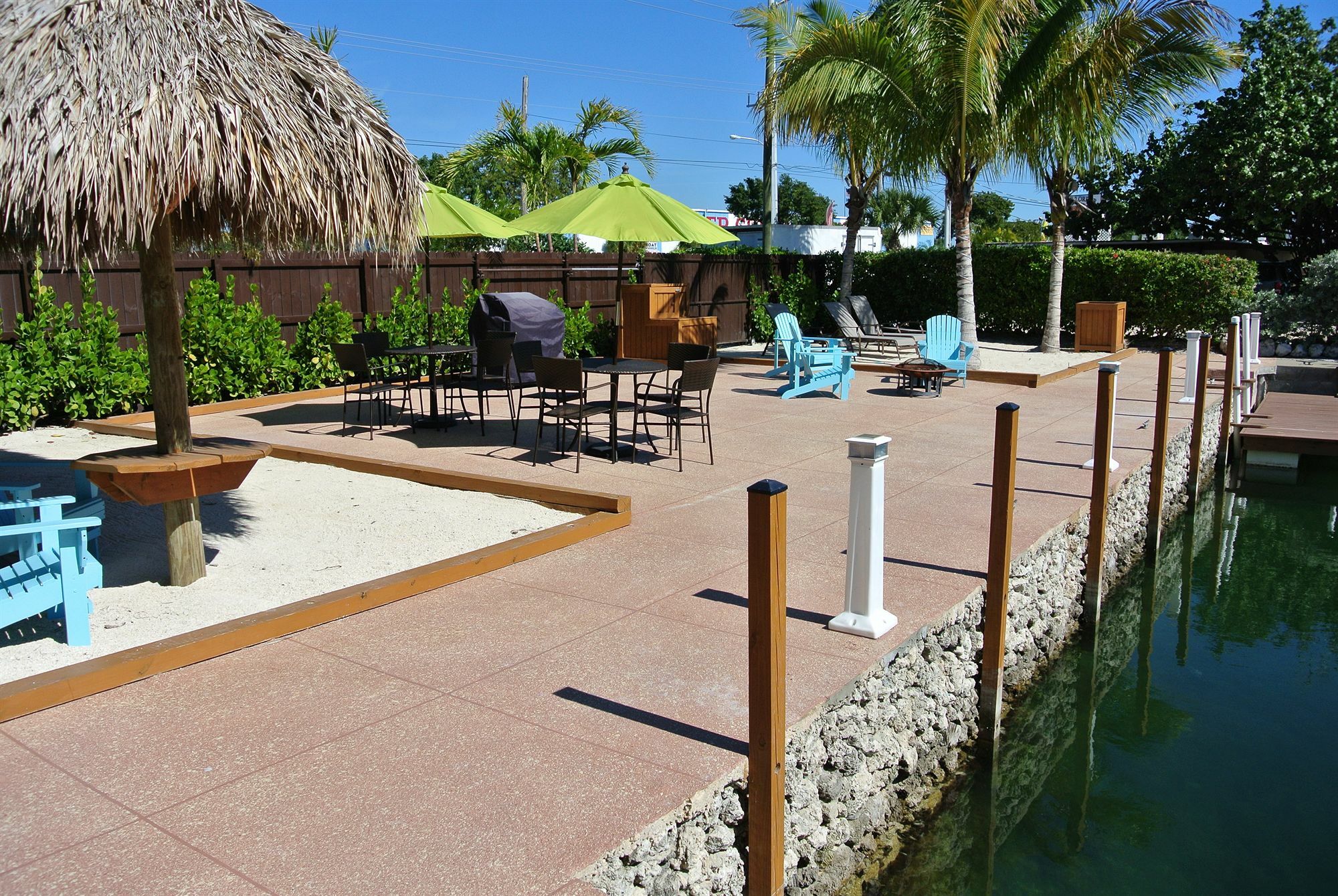 Creekside Inn Islamorada 타베르니에 외부 사진